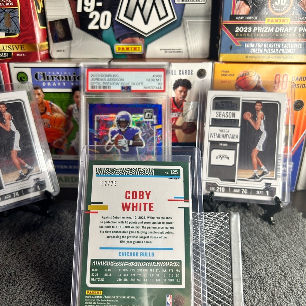 Coby white red bubble 62/75 new out the box